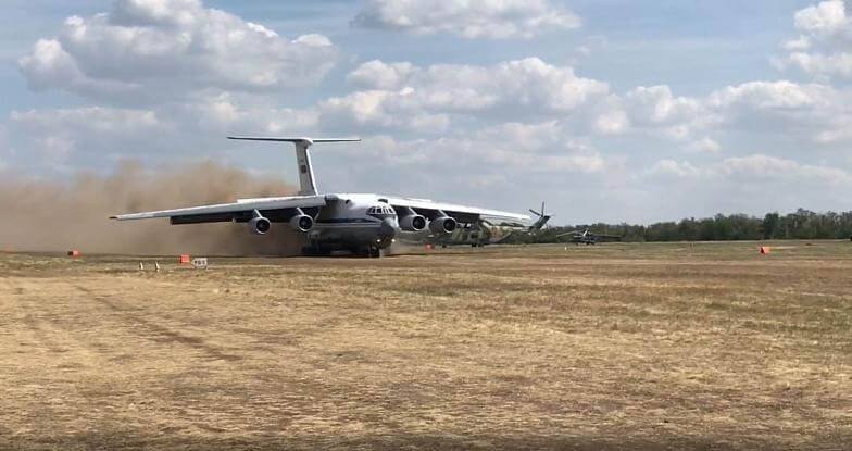 18 августа 2020г. прошли масштабные учения военной авиации на аэродроме Погорелово в Ростовской области. Видео.