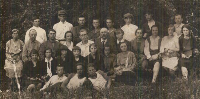 Фото. 1931 год. Выпуск школы ст.Чертково.