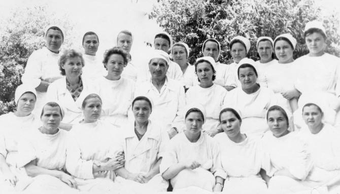 Лихая, 1964 г. Коллектив больницы.
